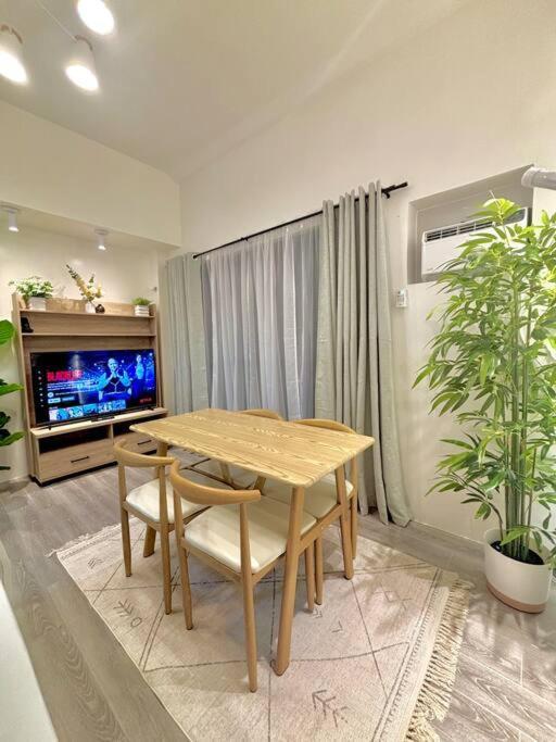 Modern Studio By Airport & Malls Apartment Davao Exterior photo